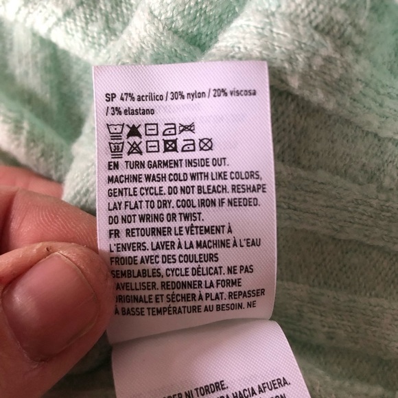 Mint Green Ribbed Mockneck Sweater - Picture 11 of 12